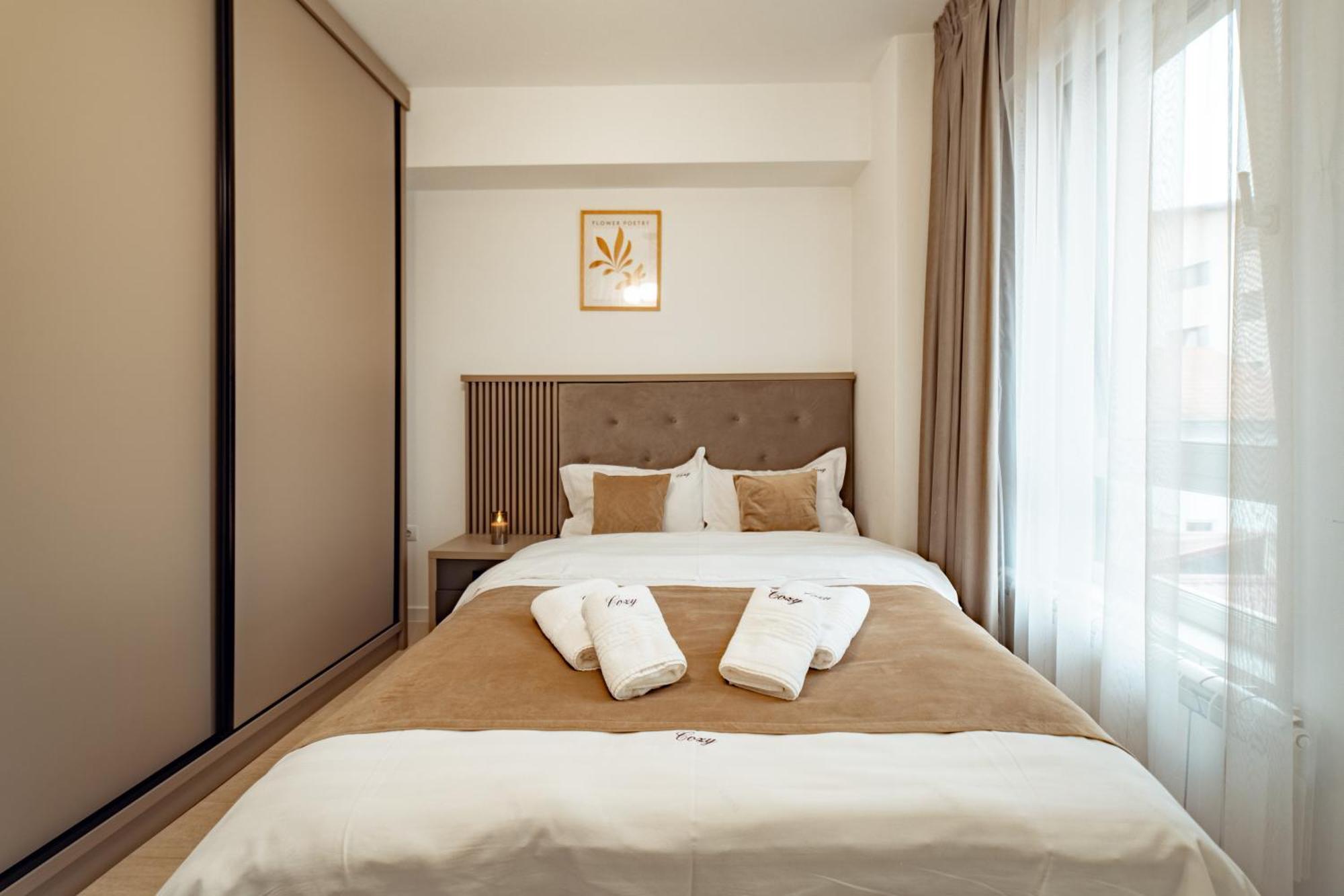 Cozy Aparthotel - Ultracentral Luxury Apartments Iasi Exterior photo